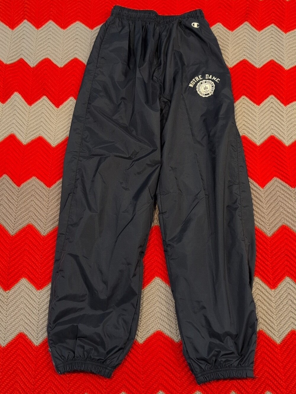 Champion Notre Dame Fighting Irish Men's Size M Track Pants Navy Blue Zip Bottom